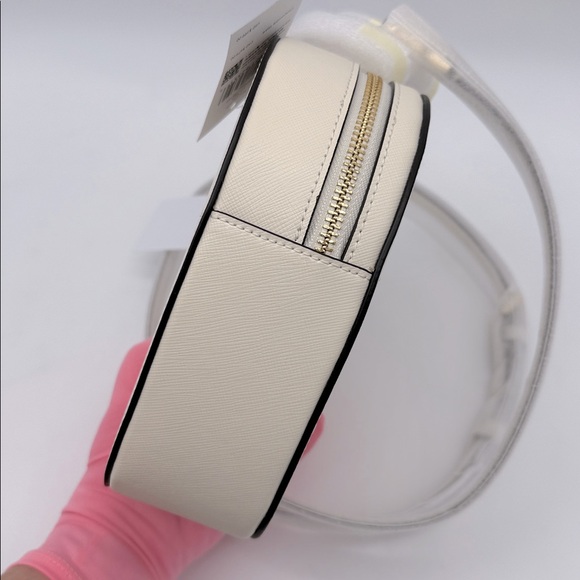 Kate Spade Love Shack Perforated Heart Crossbody Meringue - Picture 4 of 16